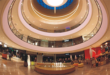 BEVÁSÁRLÓKÖZPONTOK ÉS KERESKEDELMI INGATLANOK